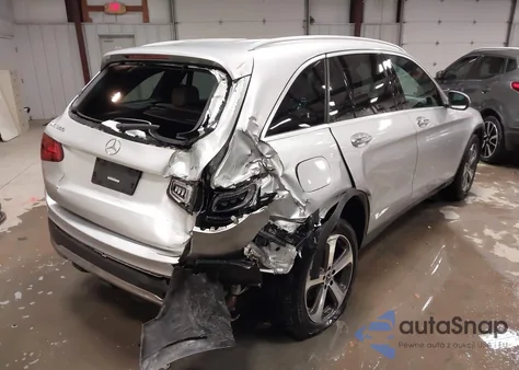 2020 Mercedes-Benz Glc 300 4Matic from USA, damaged, VIN WDC0G8EB9LF686846